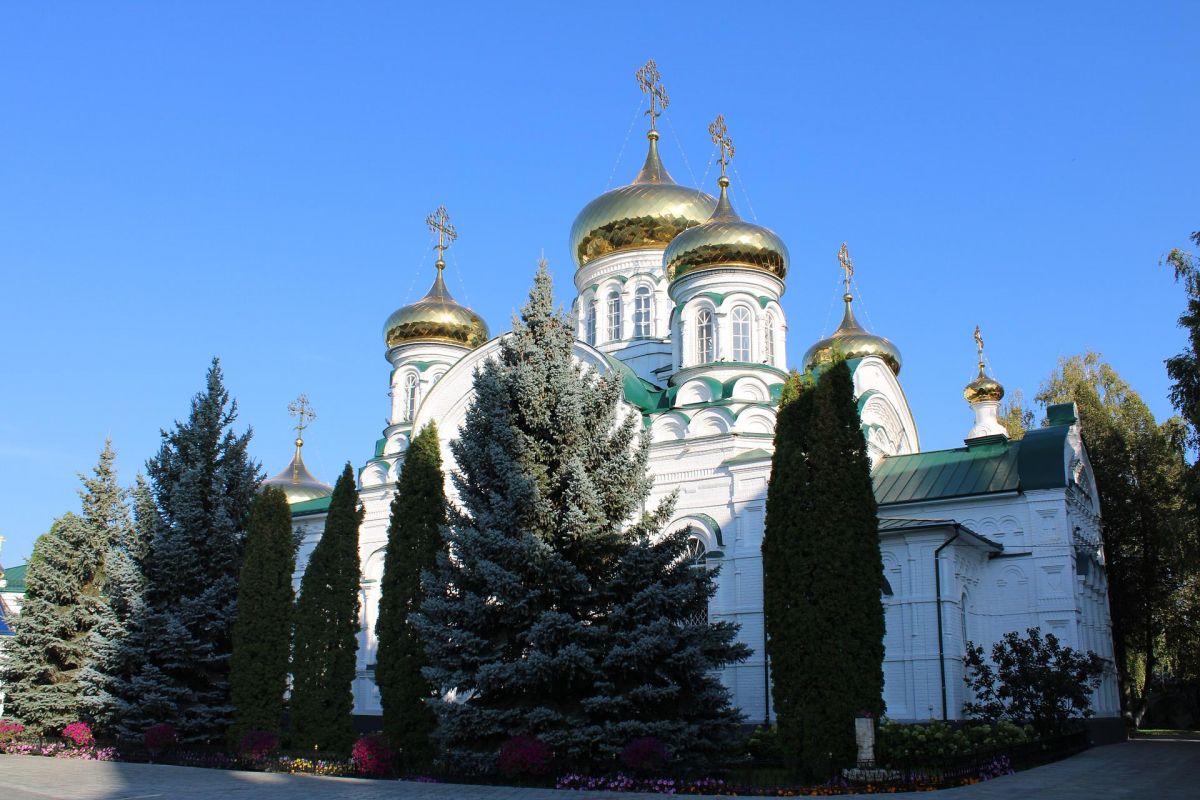 Теплоходная экскурсия в Свияжск + Раифский монастырь