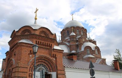Остров-град Свияжск и вселенский Храм